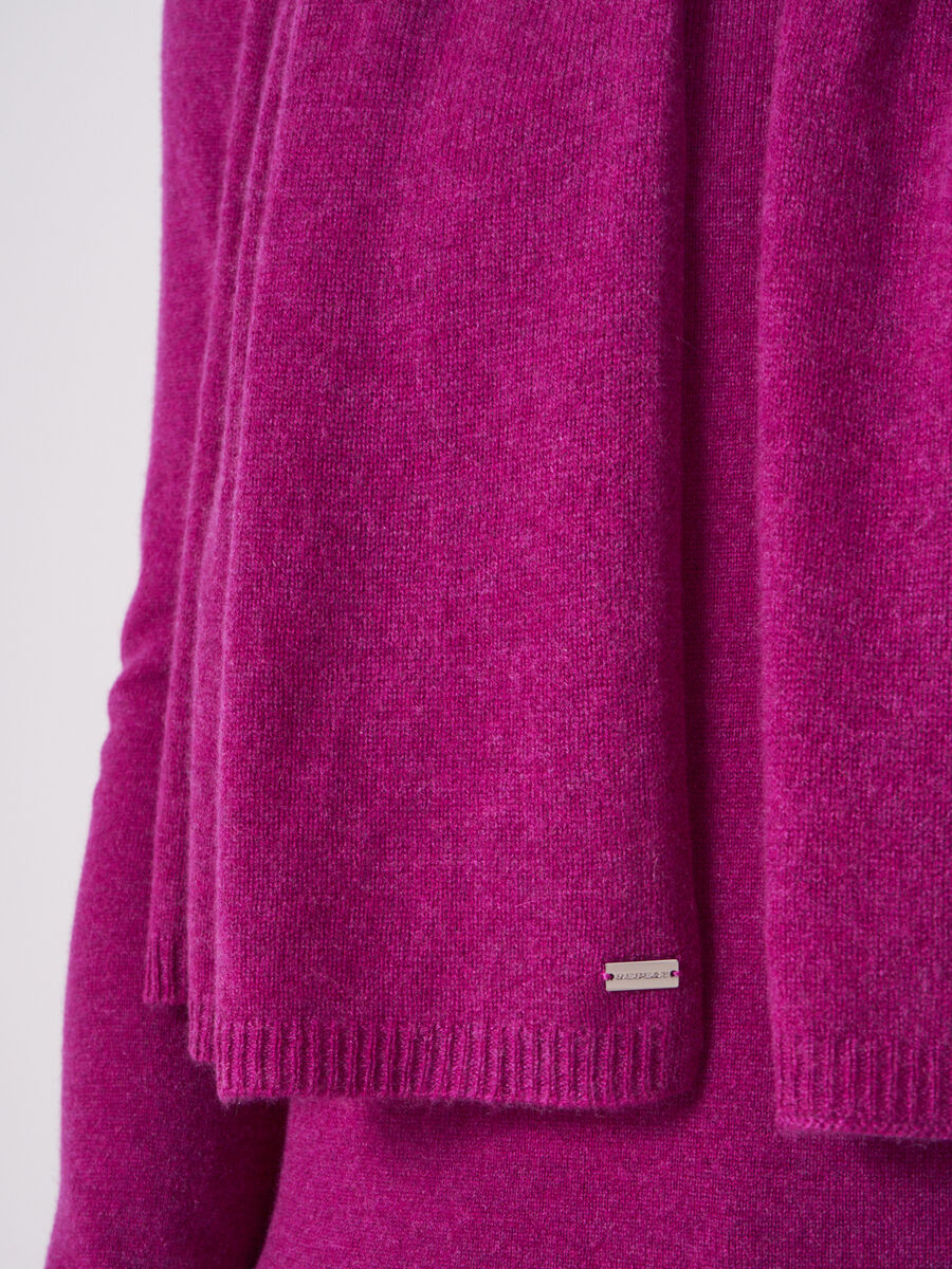 Organic cashmere scarf image number 3