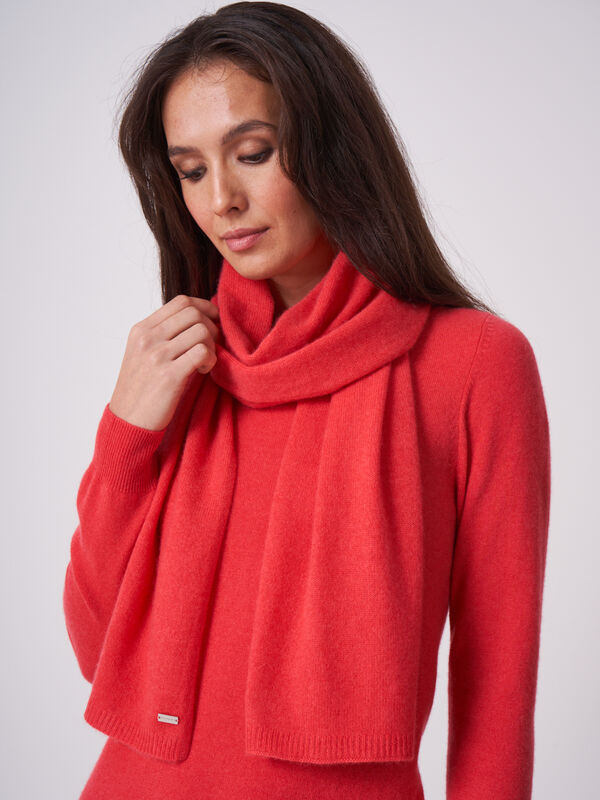 Organic cashmere scarf image number 2