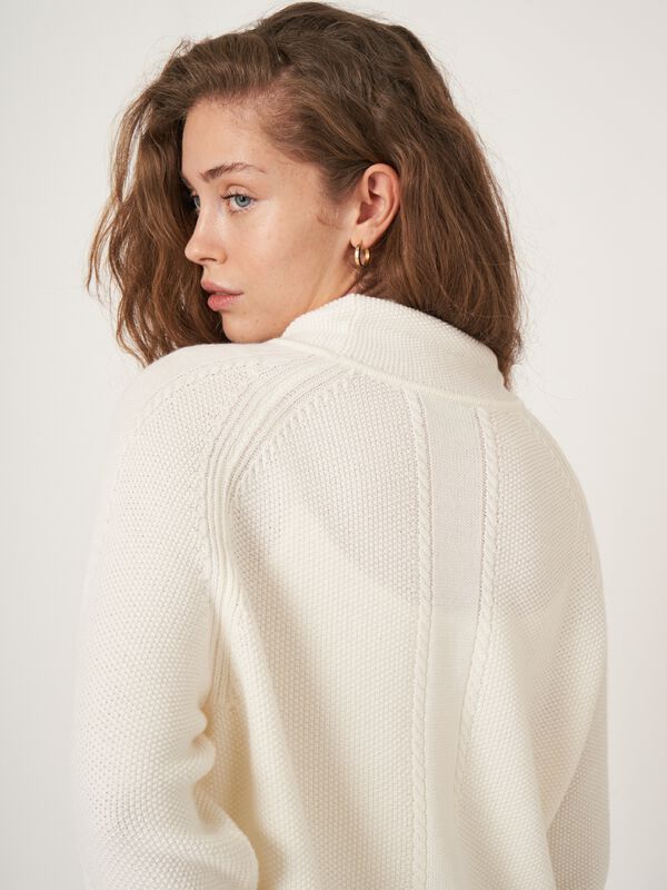 Merino wool sweater with drawstrings image number 4