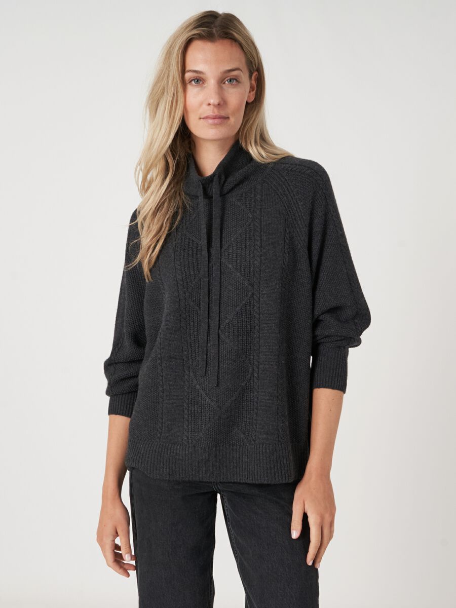 Merino wool sweater with drawstrings image number 1