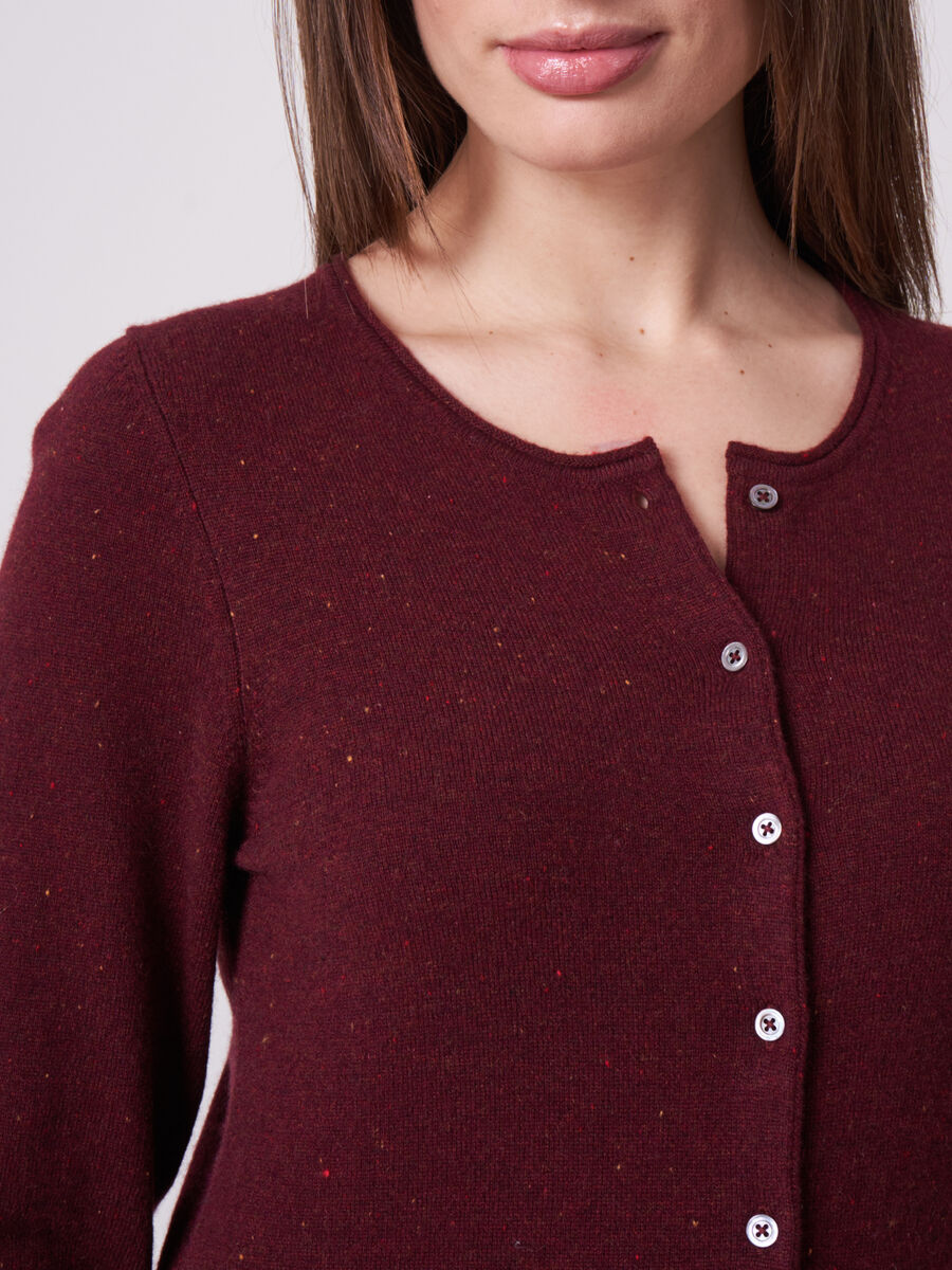 Basic fijngebreid vest met ronde hals van biologisch cashmere image number 2