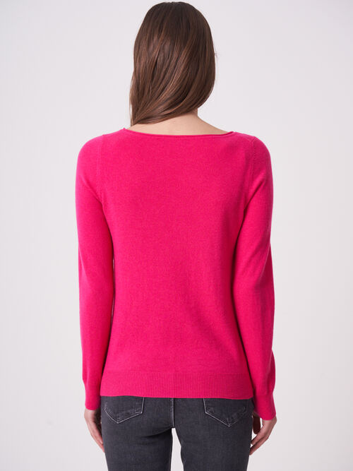 Basic Pullover mit U-Boot-Ausschnitt aus organischem Kaschmir