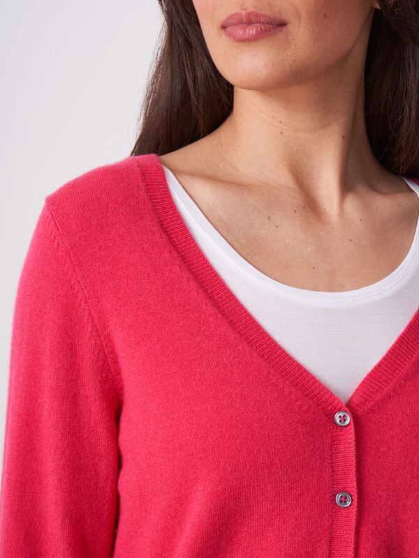 Cardigan à col V en cachemire organique image number 2