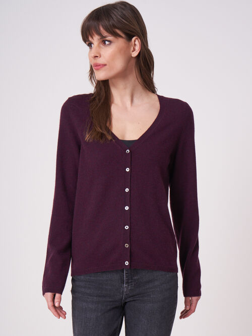 Basic fijngebreid vest met V-hals van biologisch cashmere