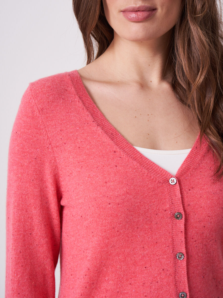 Basic fine knit organic cashmere V-neck cardigan image number 2