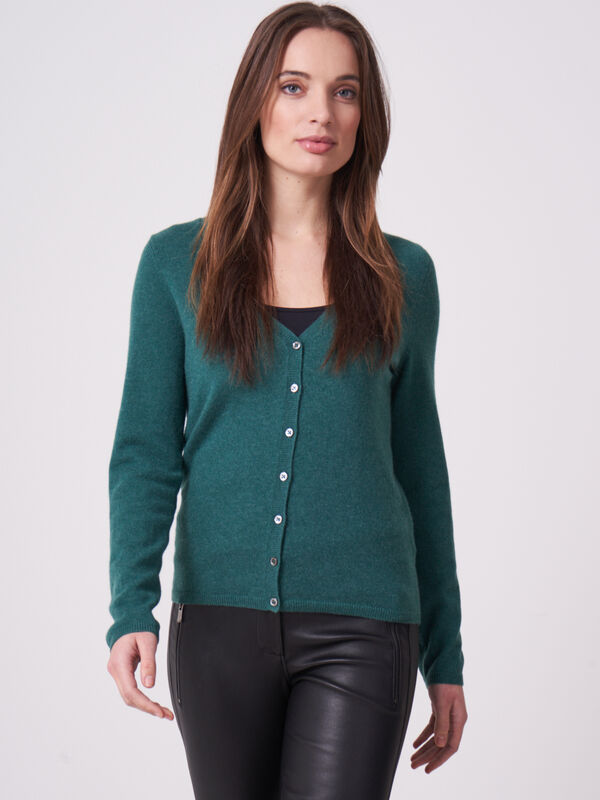 Basic fine knit organic cashmere V-neck cardigan image number 0