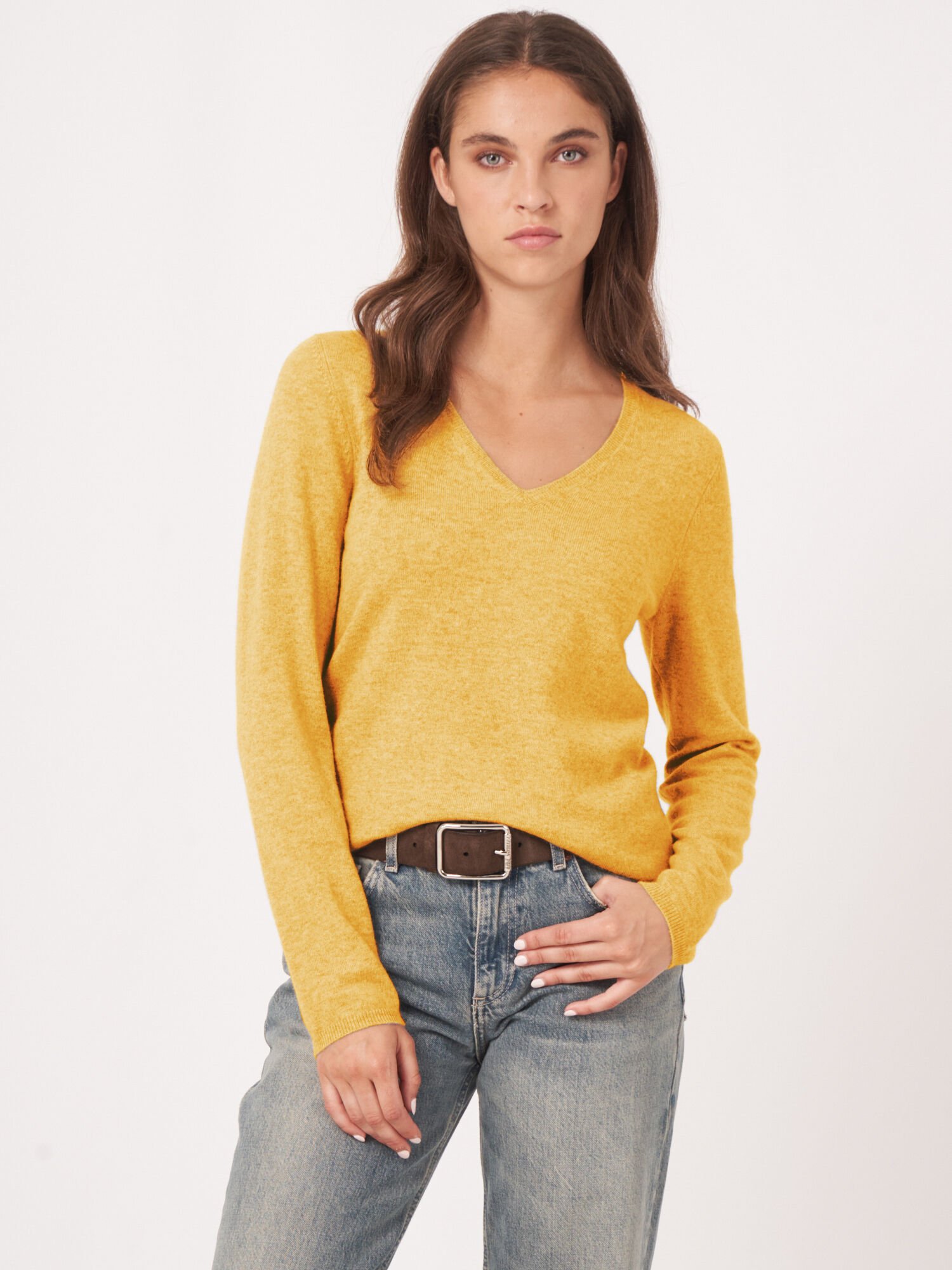 REPEAT cashmere Basic V-hals trui van cashmere wolmix