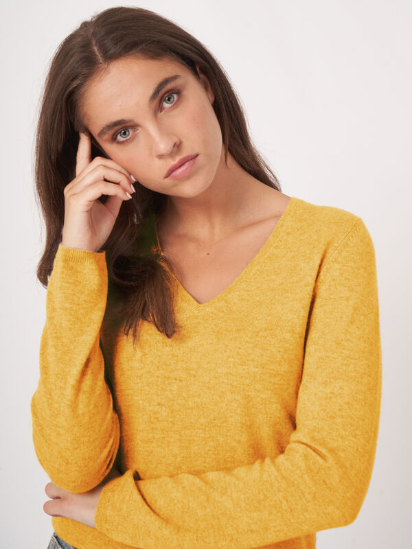 Basic V-Pullover aus Kaschmir-Woll-Mischung image number 3