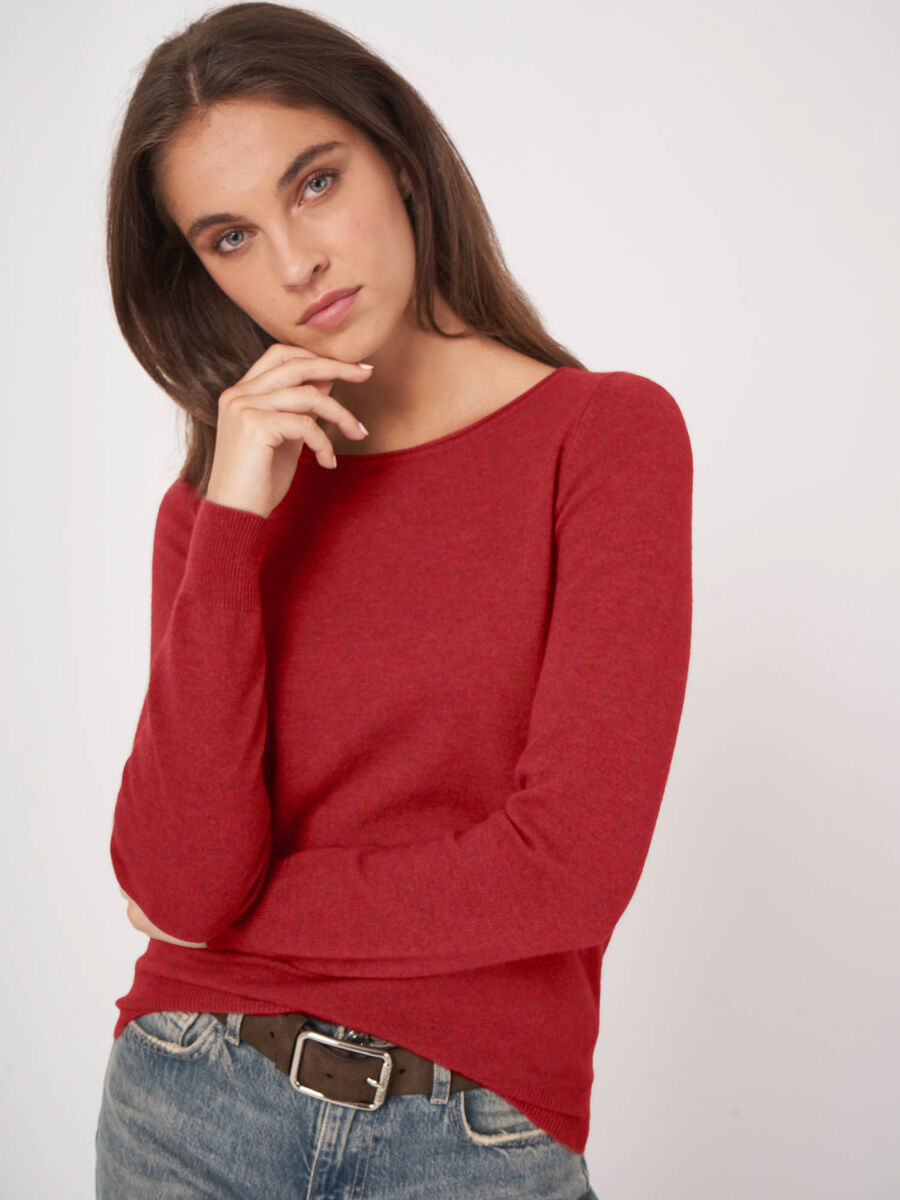 Basic cashmere blend boatneck sweater image number 0