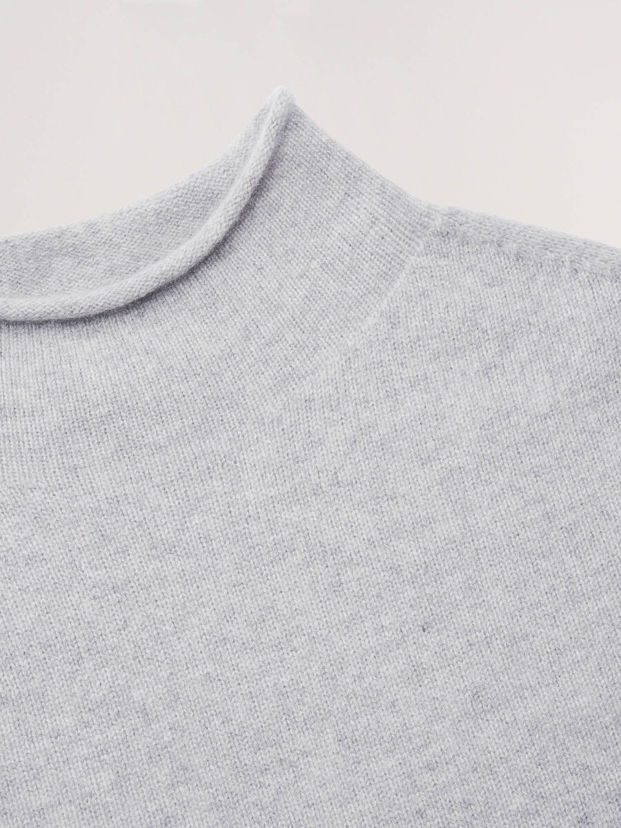 Organic cashmere sweater with stand collar image number 2