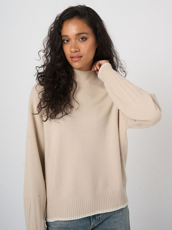 REPEAT Limited Edition – crochet-detail casual sweater image number 3