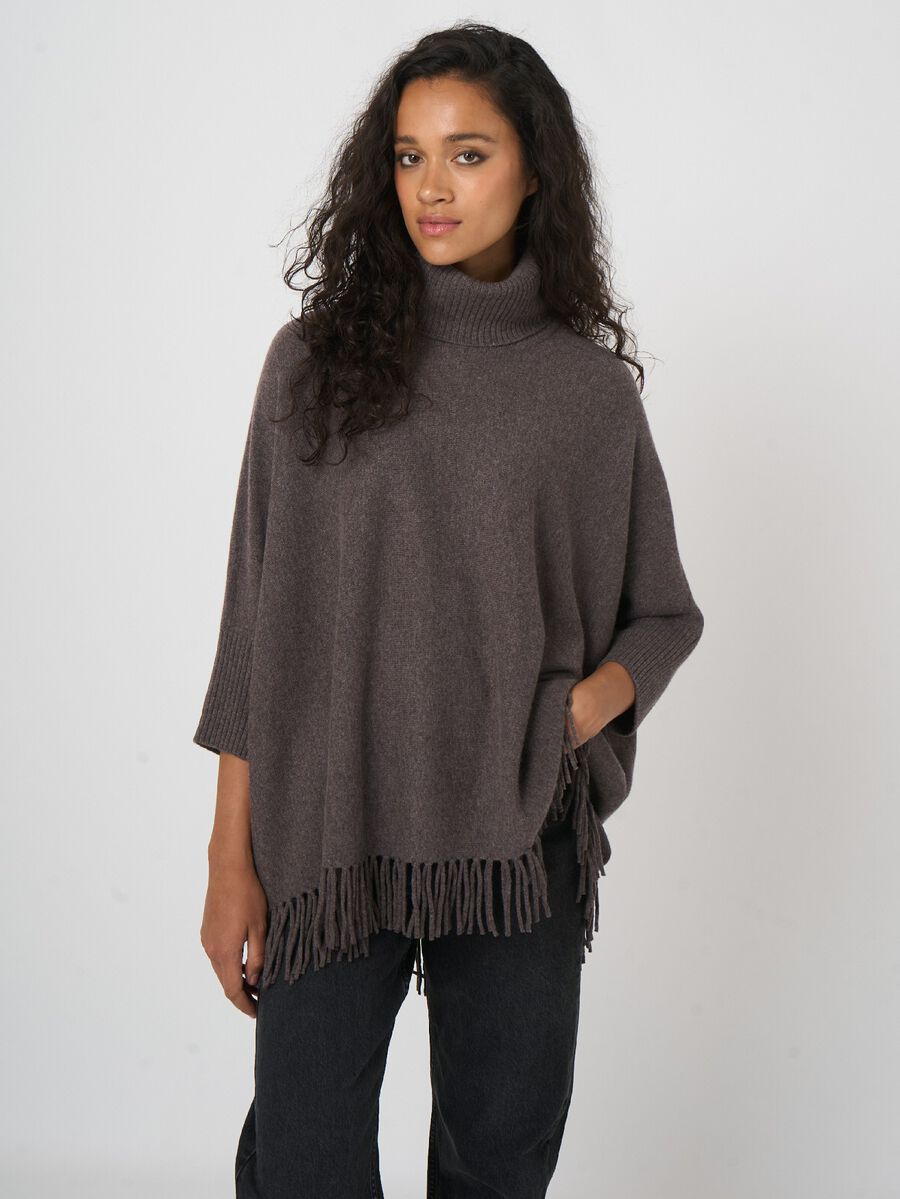 REPEAT Limited Edition - oversized kasjmier poncho image number 2
