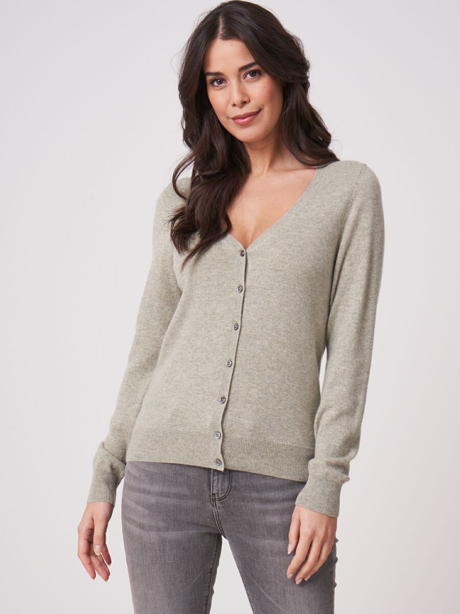 Basic pure cashmere cardigan with V-neck image number 0