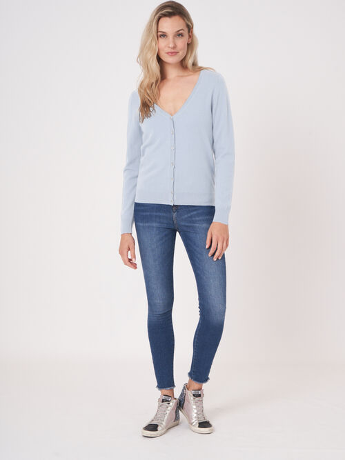Basic pure cashmere cardigan with V-neck