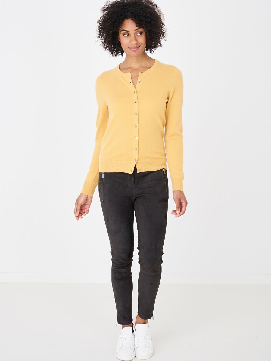 Basic organisch cashmere vest met ronde hals image number 3