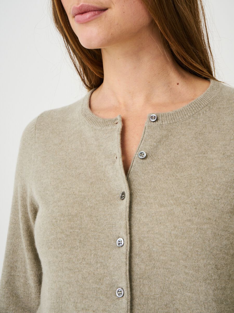 Basic organic cashmere cardigan with round neck image number 2