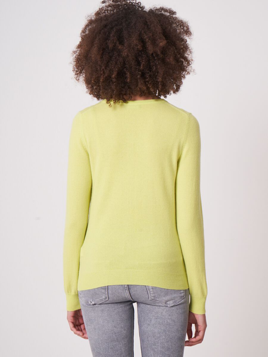 Basic organic cashmere cardigan with round neck image number 1