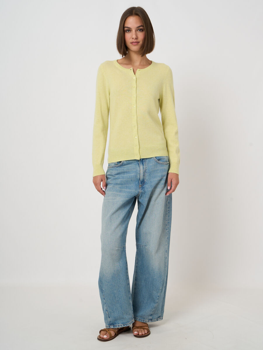 Basic organic cashmere cardigan with round neck image number 2