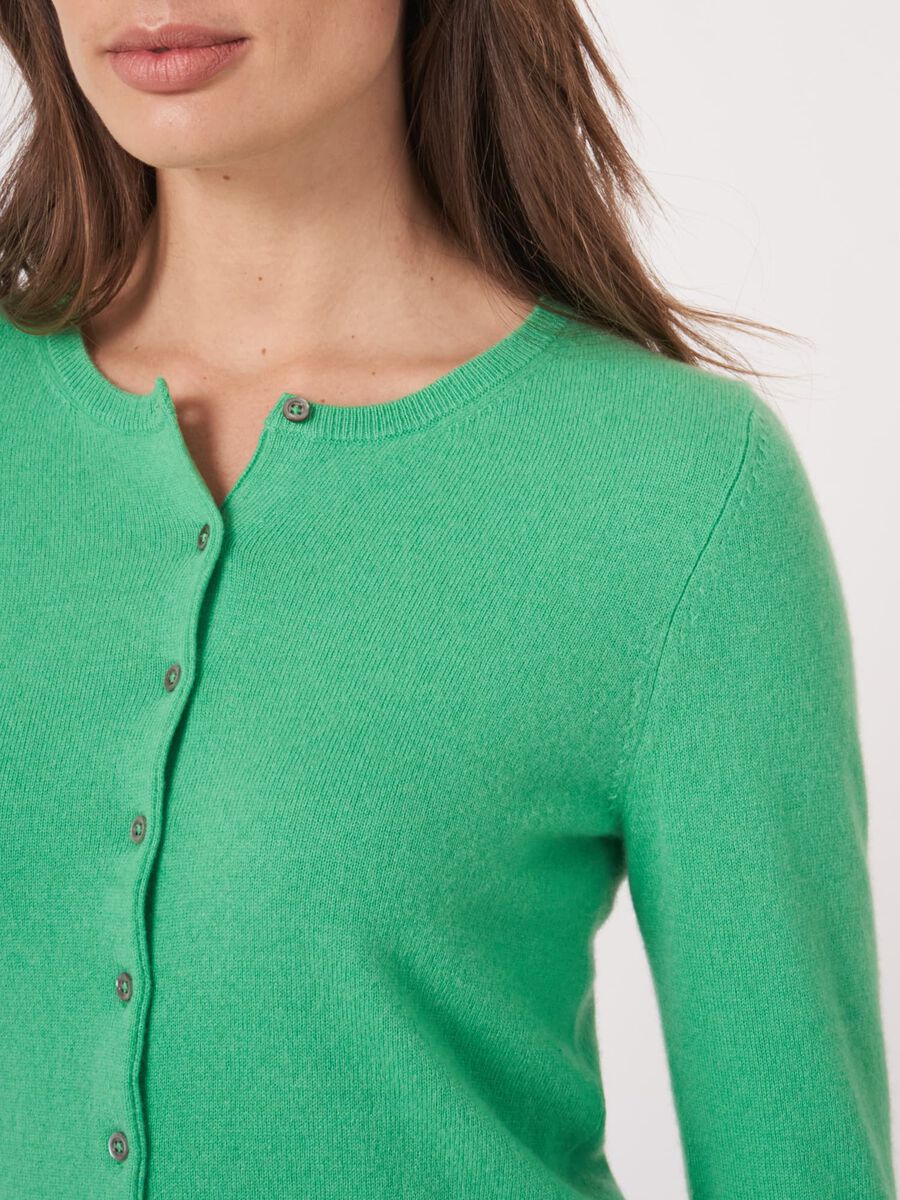 Basic organisch cashmere vest met ronde hals image number 2