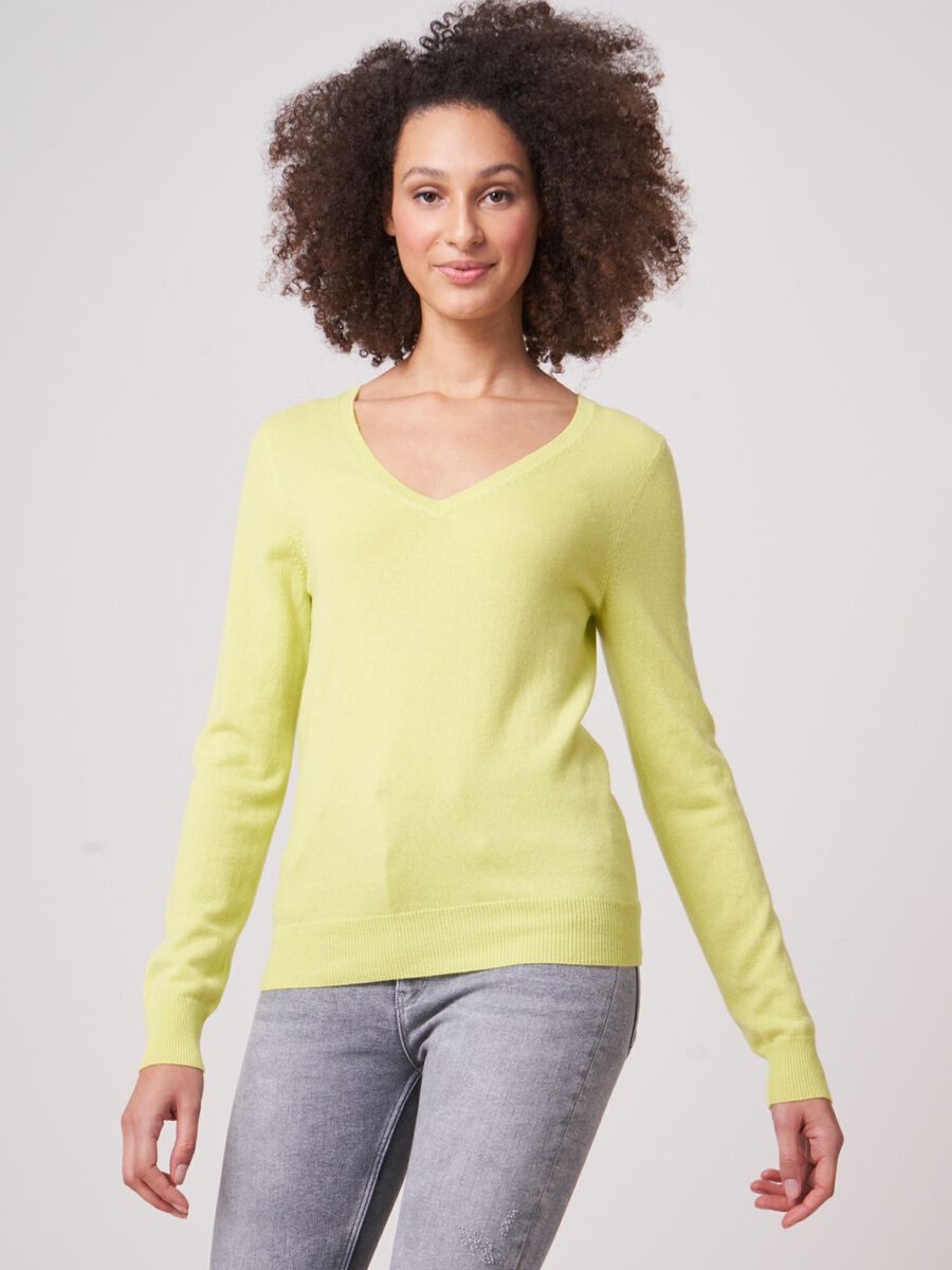 Basic V-hals trui van zuiver cashmere image number 0