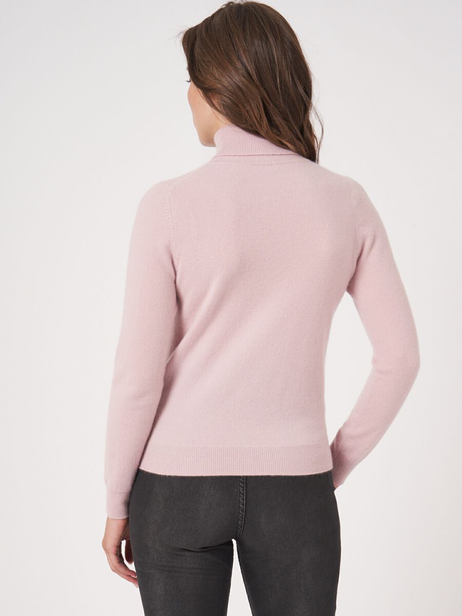 Basic Rollkragenpullover aus reinem Kaschmir image number 1