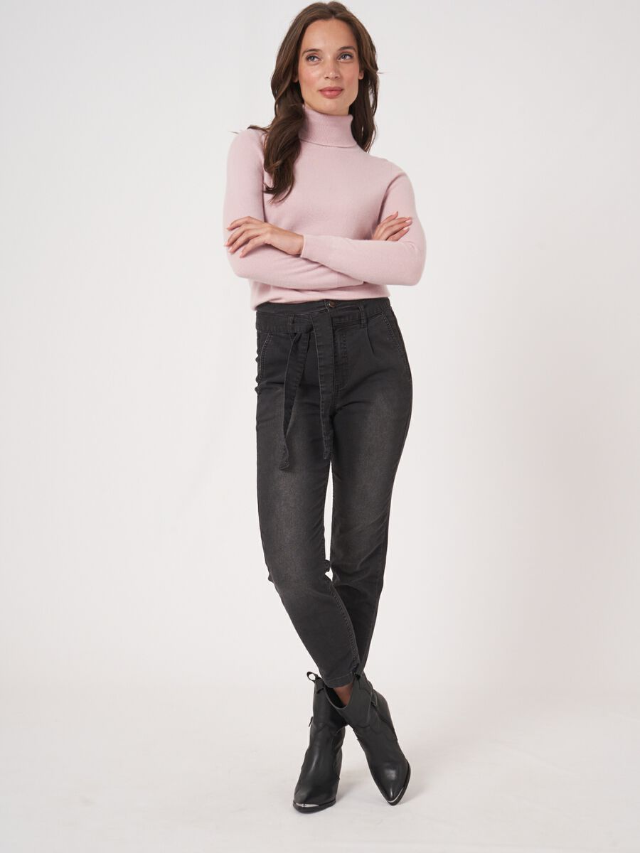 Basic Rollkragenpullover aus reinem Kaschmir image number 4