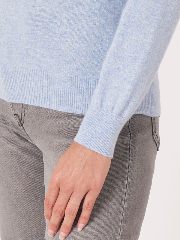 Basic organic cashmere boat neck jumper image number 2