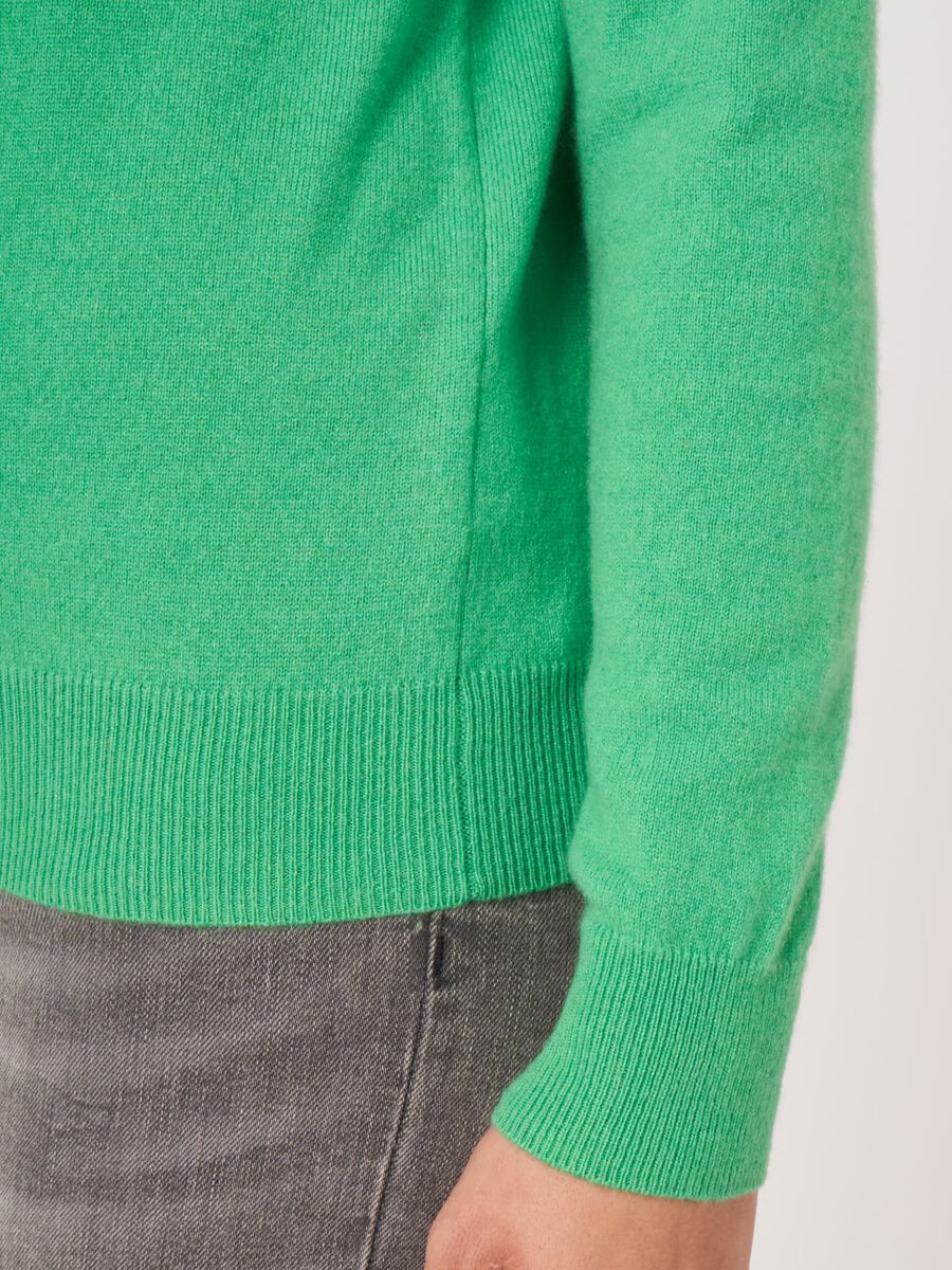 Pull col bateau en cachemire biologique image number 4