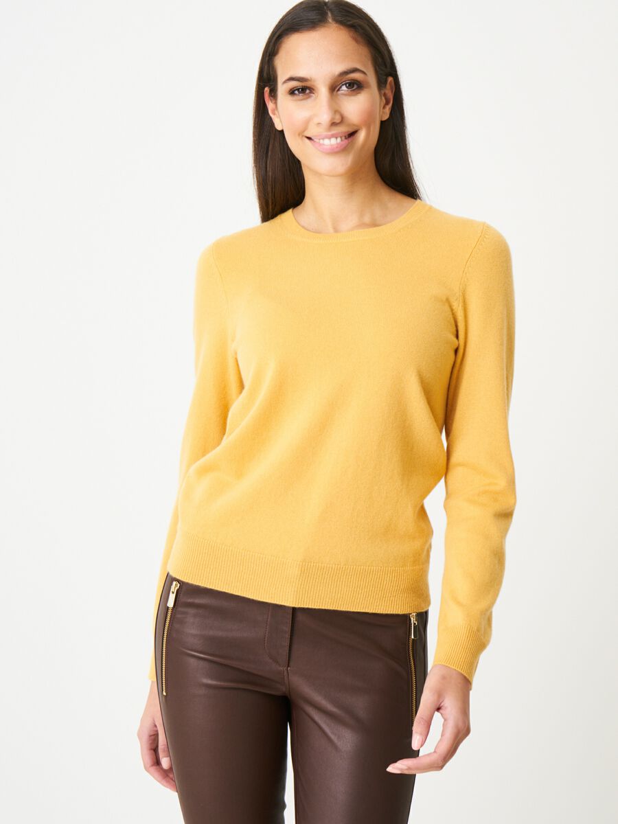 Basic trui met ronde halslijn van zuiver cashmere image number 0