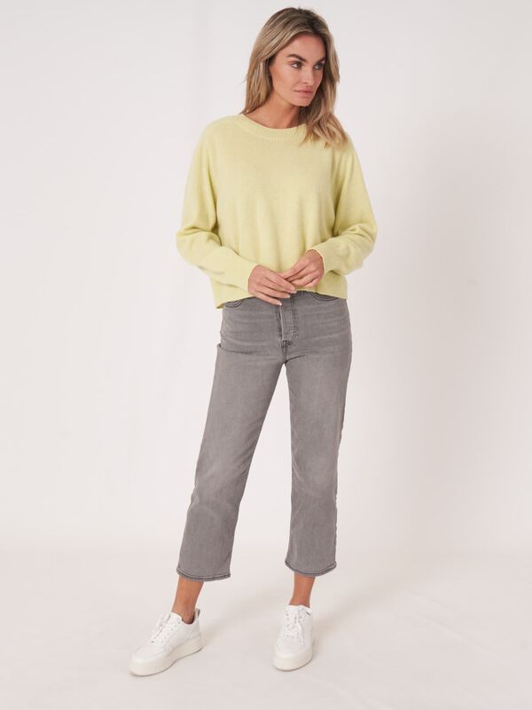 Cropped organic cashmere raglan sweater image number 1