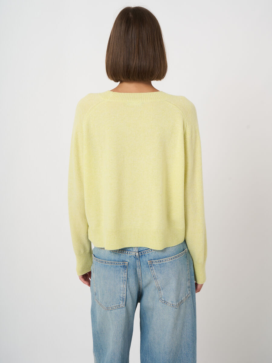 K&uuml;rzer Bio-Kaschmir-Raglan-Pullover image number 3