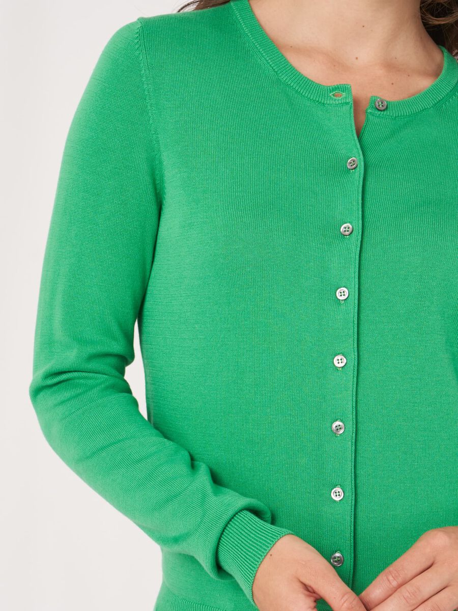 Basic fine knit cardigan cotton blend image number 3