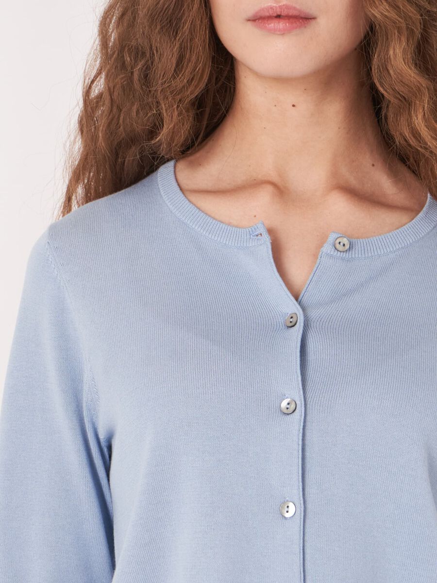 Cardigan court &agrave; col ras du cou en coton m&eacute;lange image number 3