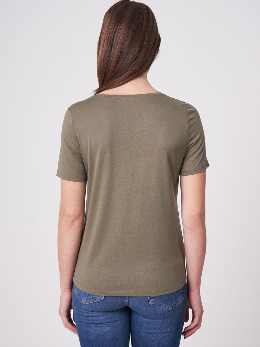 Women's basic T-Shirt image number 1