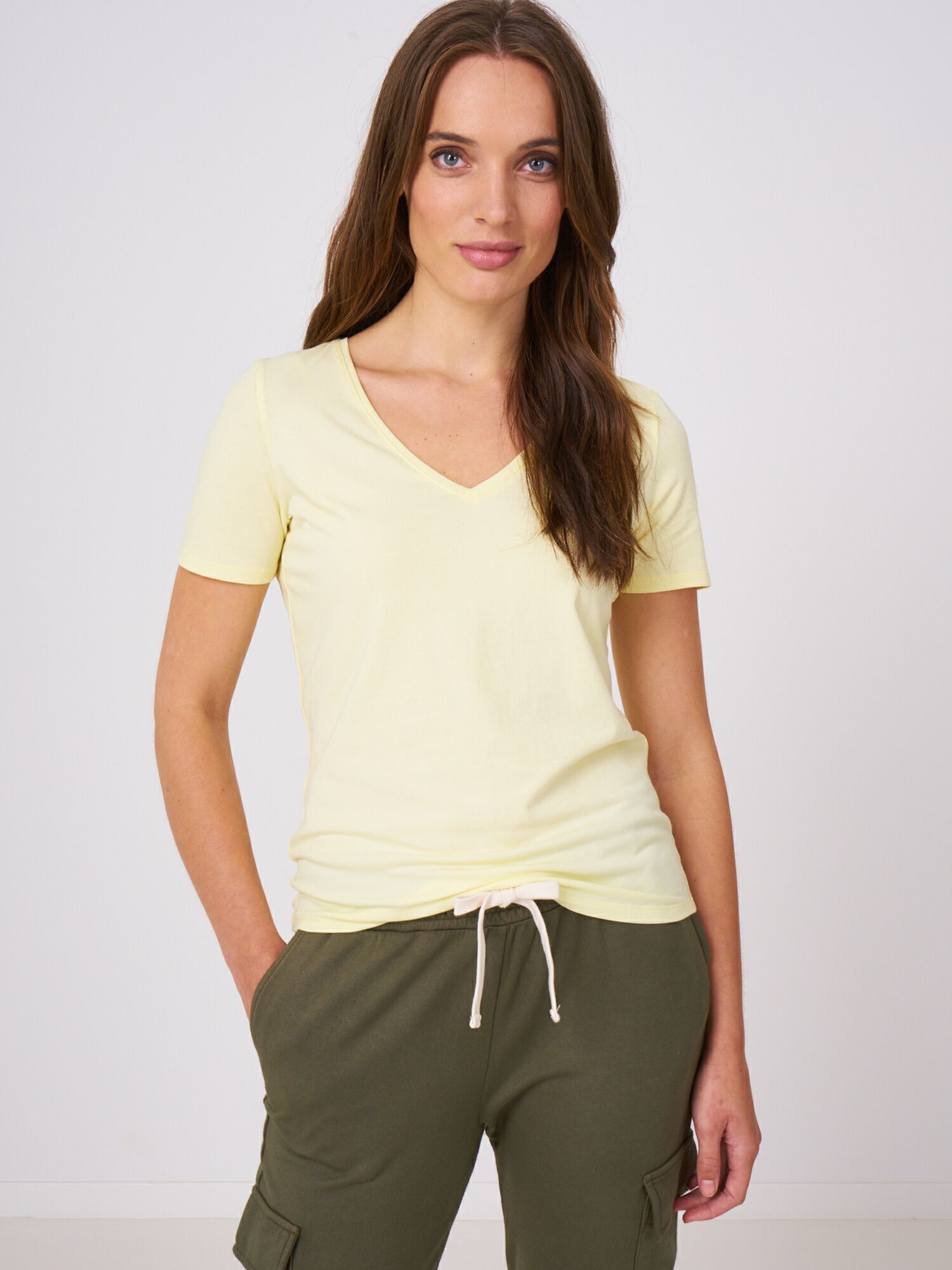 Basic katoenen T-shirt met V-hals