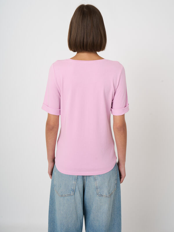Basic T-shirt with rolled up sleeves image number 3