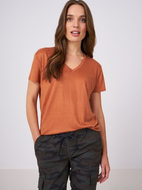Basic pure linen V-neck T-shirt with chest pocket