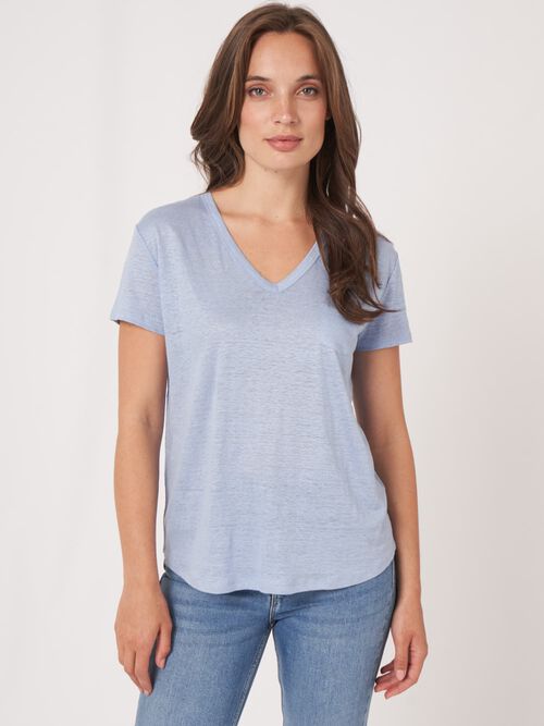 Basic pure linen V-neck T-shirt with chest pocket
