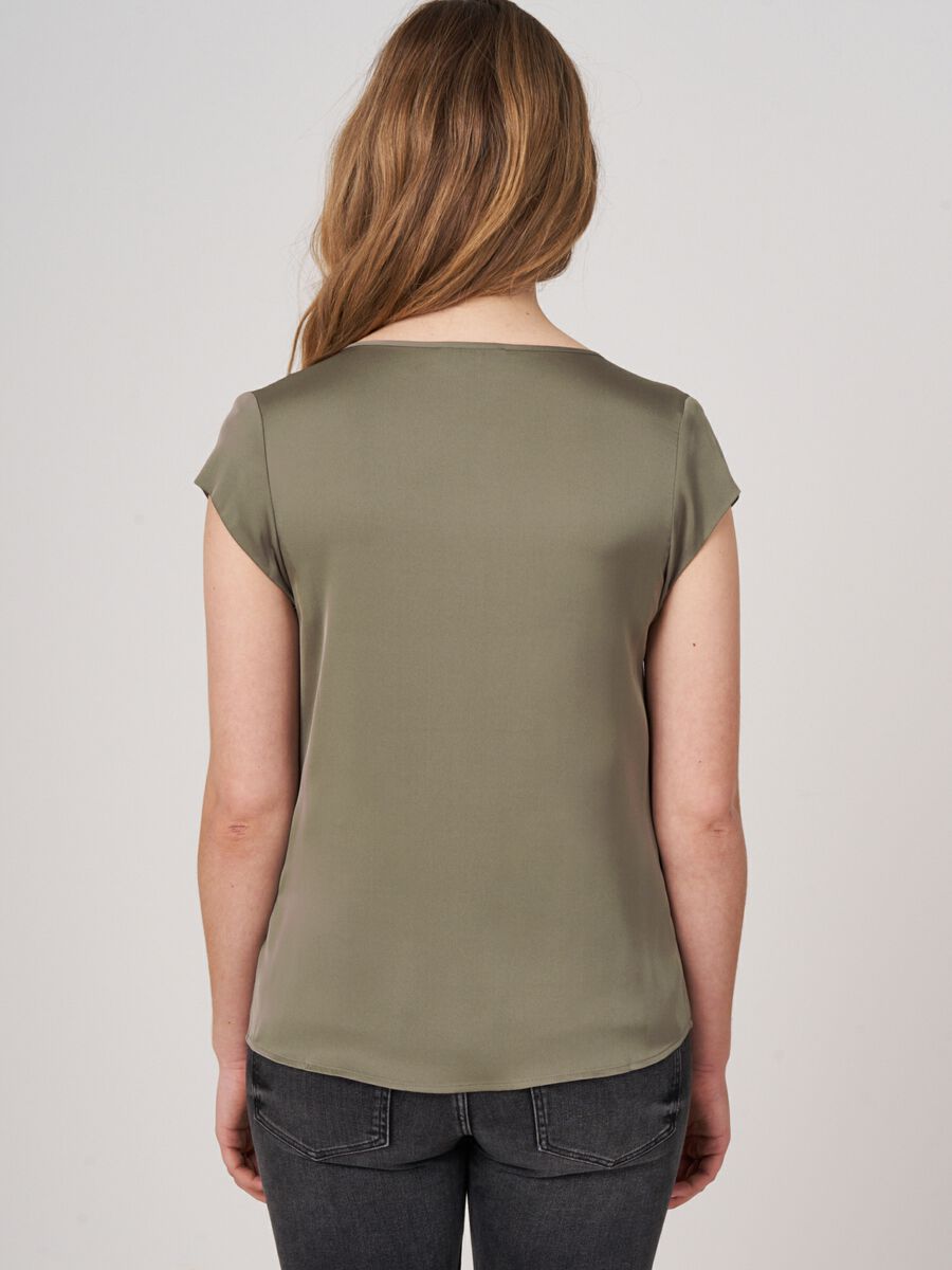 Short-sleeved silk top with pocket image number 1