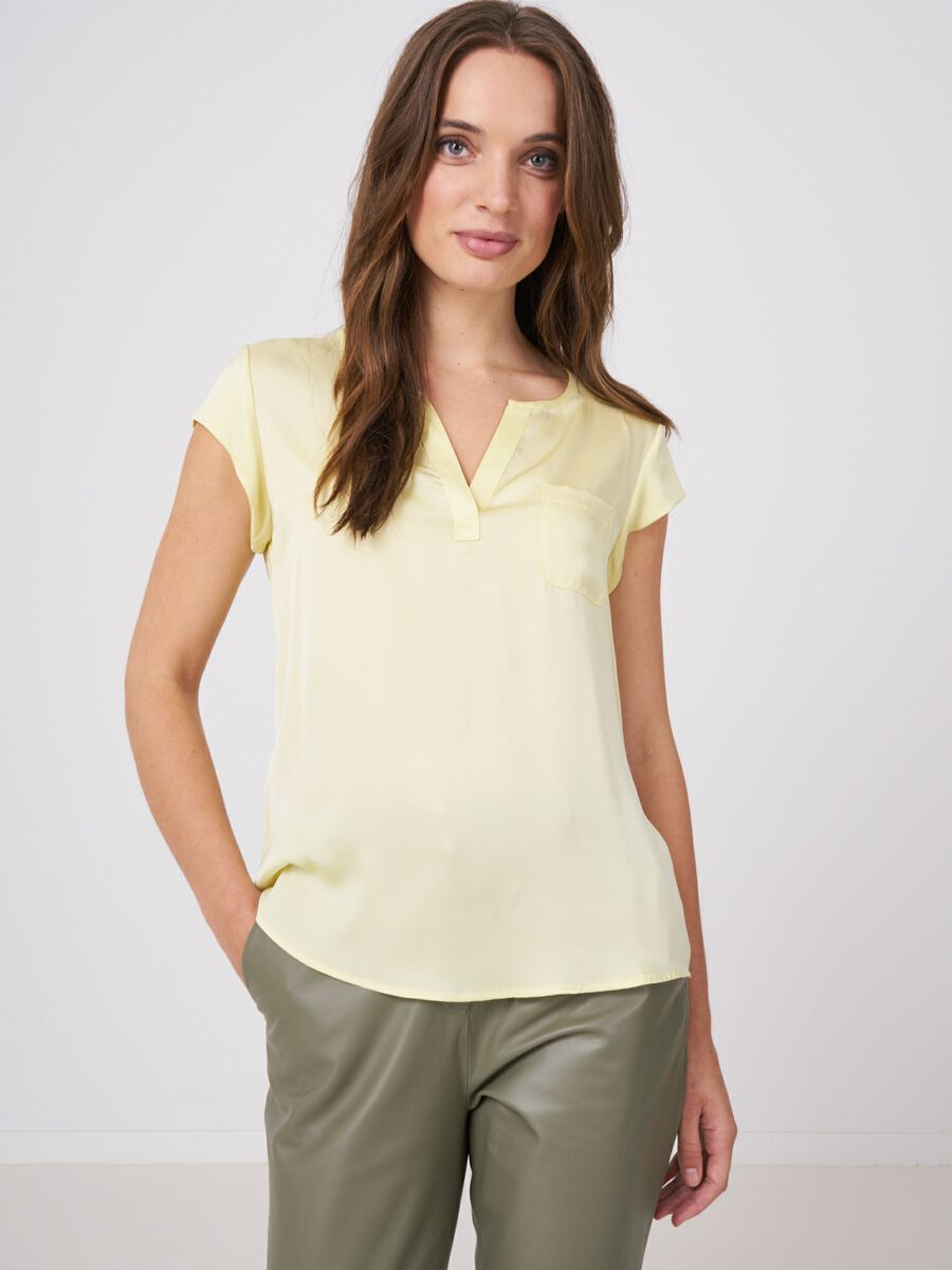 Short-sleeved silk top with pocket image number 1