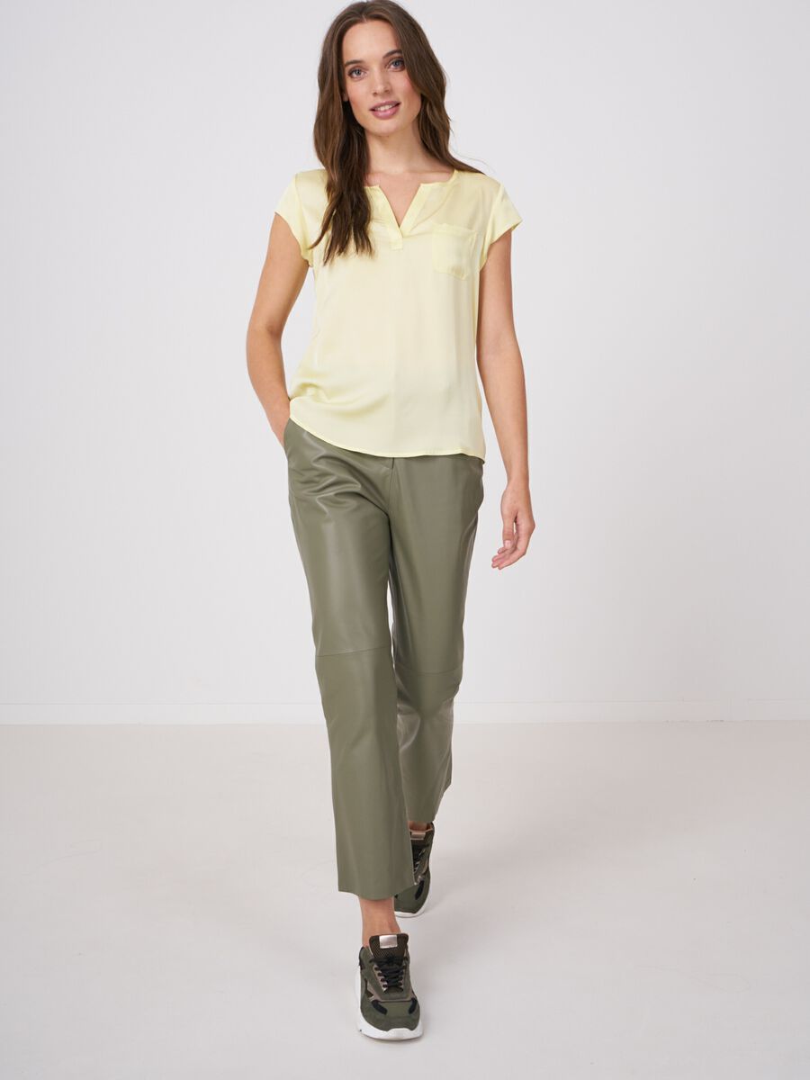 Short-sleeved silk top with pocket image number 4