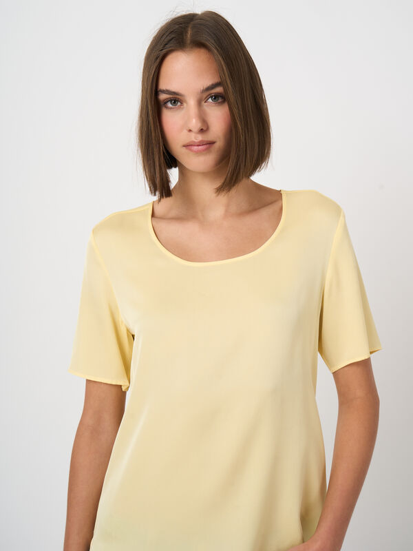 Silk T-shirt image number 2