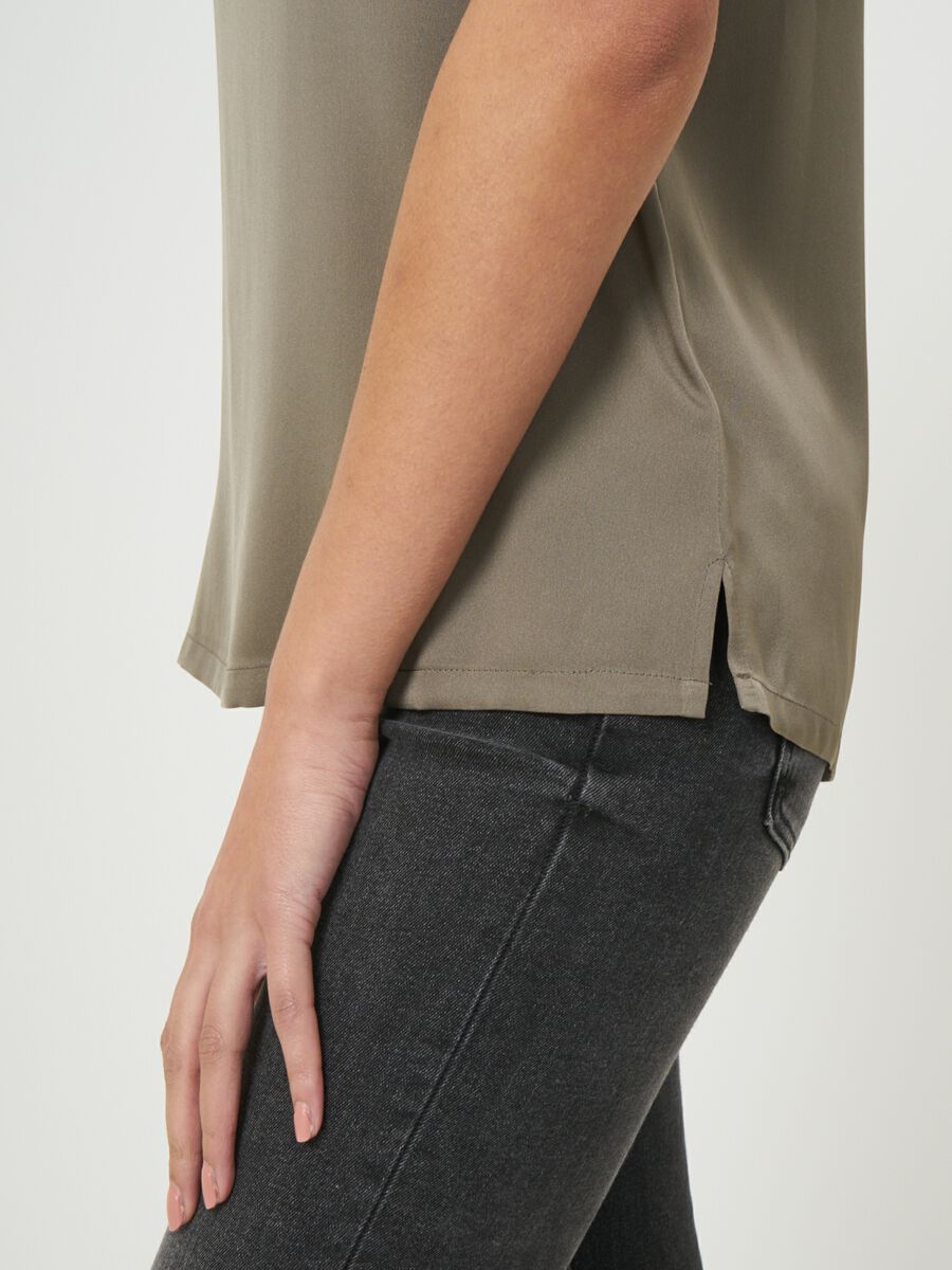 Silk T-shirt image number 2