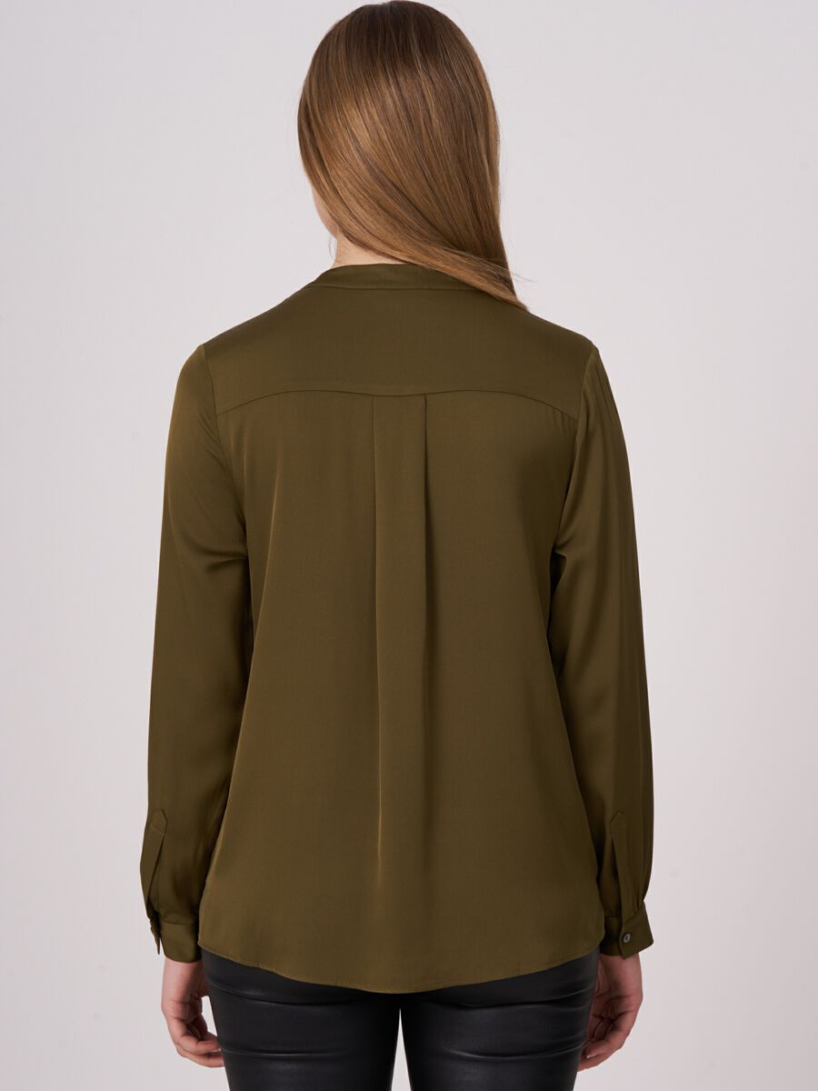 Silk blouse with mandarin collar image number 1