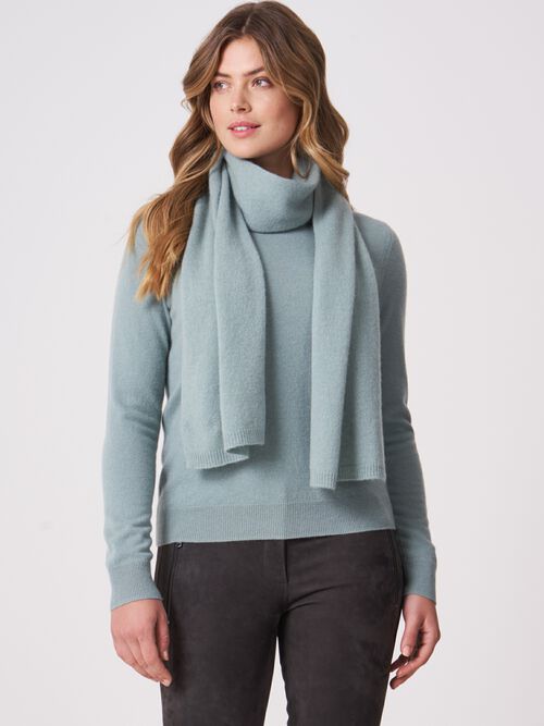 Basic pure cashmere scarf