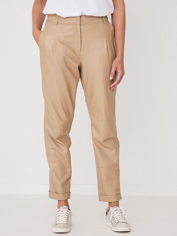 Leather trousers image number 0