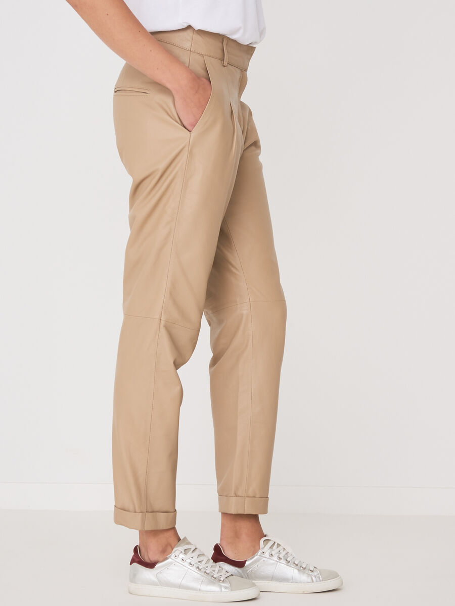 Loose Fit Lederhose image number 2