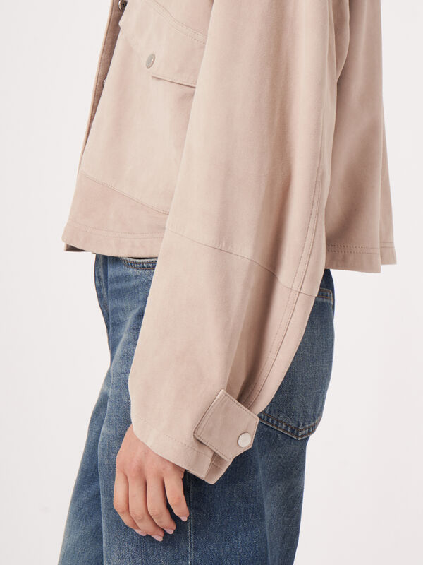 Veste en daim avec poches surdimensionn&eacute;es image number 3
