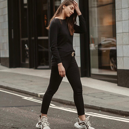 Damenpullover aus Kaschmir mit U-Boot-Ausschnitt