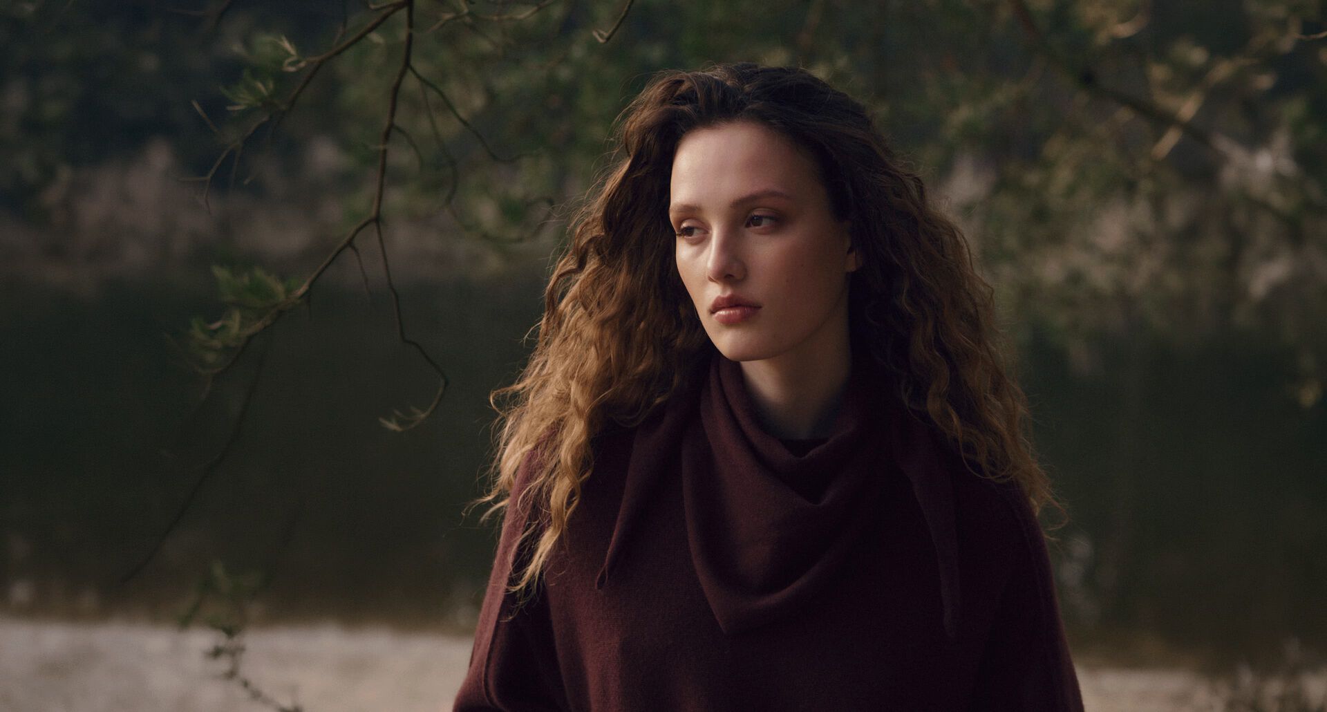 THE CASHMERE TRIANGLE